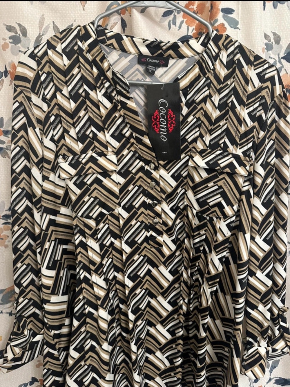 Cocomo Black, Tan & White Geometric Print Blouse